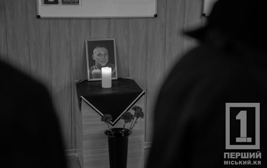 Мріяв працювати на залізниці: загиблому від ракетної атаки Костянтину Новіку посмертно видали посвідчення помічника машиніста