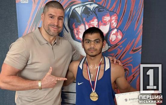 Успіх світового рівня: Криворізький боксер Артур Кузьменко виборов перемогу на «Eindhoven Box Cup 2025»