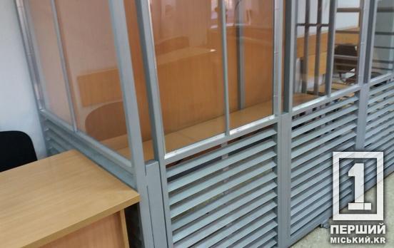 Перелякав лікарню пістолетом: на лаві підсудних опинився криворіжець, що стріляв у повітря