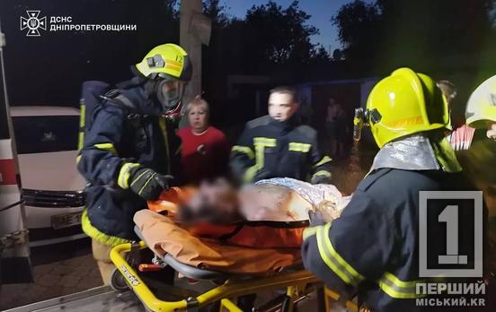 Його знайшли без свідомості: у Кривому Розі внаслідок вечірньої пожежі мало не загинув чоловік