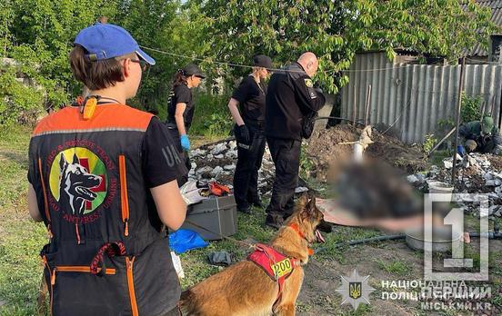 Бросил труп в дырку в земле: в Днепропетровской области в тюрьму отправили сына, который убил свою мать