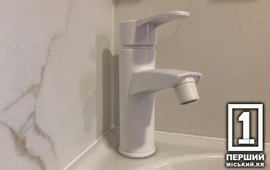 Гідроудар у мережах: мешканцям Інгулецького району Кривого Рогу організували підвезення питної води