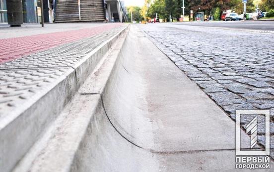 Остановки Кривого Рога от 173-го до 9-й больницы оборудуют заездами для маломобильного населения