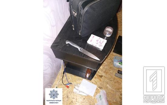 Держали дверь до приезда полиции: в Кривом Роге задержали вероятного квартирного вора