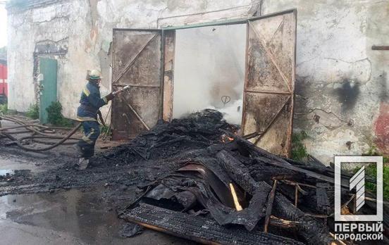 В Кривом Роге горело заброшенное здание, никто не пострадал