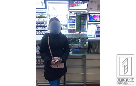 В одном из районов Кривого Рога продавщица отпустила сигареты девочке-подростку