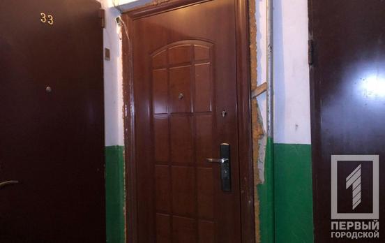 В одной из квартир Кривого Рога нашли тело женщины, висящее на трубе