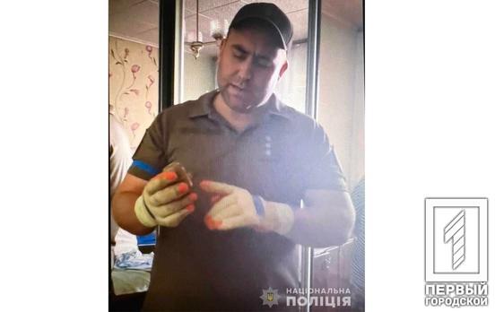 Погрожував матері гранатою: поліцейські затримали мешканця Кривого Рогу, який зберігав гранату у коробці з-під взуття