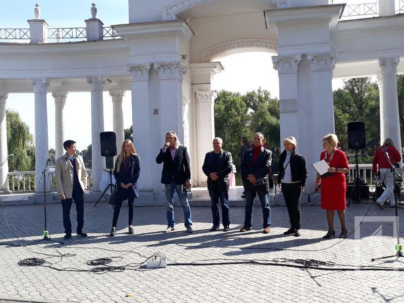 %d1%84%d0%b5%d1%81%d1%82%d0%b8%d0%b2%d0%b0%d0%bb%d1%8c10