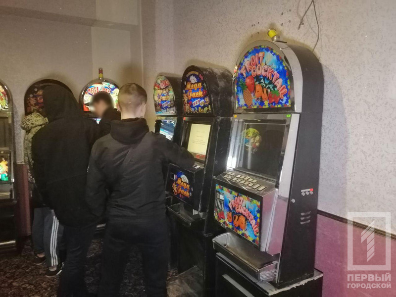 8 %d0%b1%d0%bb%d1%8e%d1%80