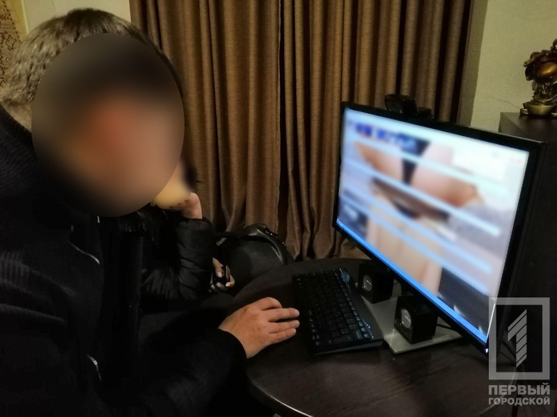 4 %d0%b1%d0%bb%d1%8e%d1%80